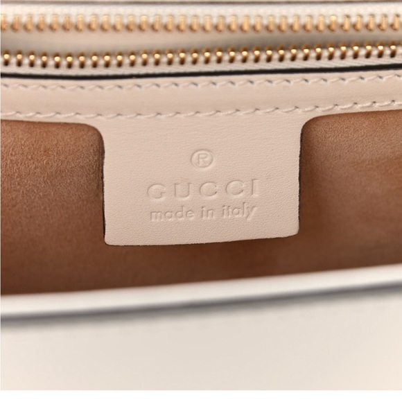 - SOLD - Authentic Gucci Handbag - Picture 4 of 12